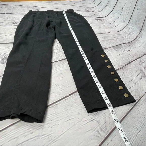 SOFT SURROUNDINGS Metro studded black ankle pants, size S Petite - Picture 10 of 11